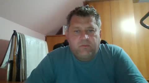 freeboy80180 online show from October 29, 7:17 pm