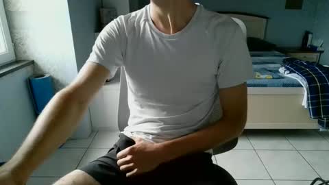 Snapshot of french_666999 chatting on September 25, 3:44 pm French 666999 online show from September 25, 3:44 pm