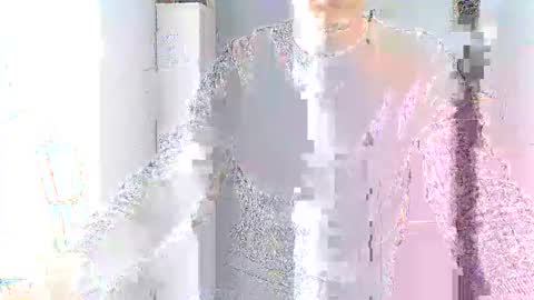 Snapshot of french_666999 chatting on January 22, 1:21 pm French 666999 online show from January 22, 1:21 pm