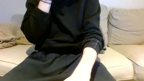 frenchms online show from December 28, 4:20 pm