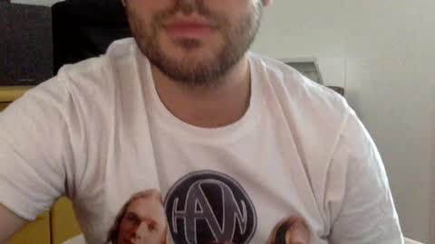 frenchy_from_paris online show from June 27, 11:13 am