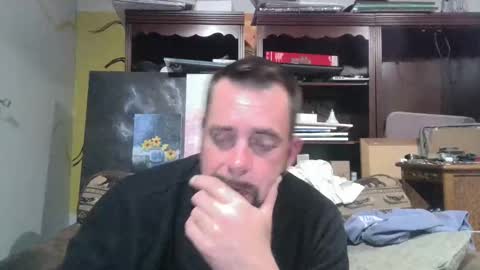 frostydhoman1221 online show from March 2, 5:23 am