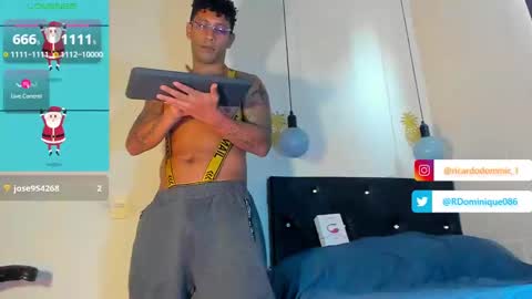 Snapshot of fuck_hardlove chatting on December 24, 2:44 pm Ricardodominic 1 MODELO INDEPENDIENTE online show from December 24, 2:44 pm