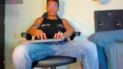Snapshot of fuck_hardlove chatting on December 22, 3:00 am Ricardodominic 1 MODELO INDEPENDIENTE online show from December 22, 3:00 am