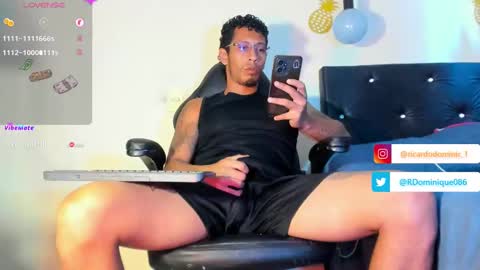 Snapshot of fuck_hardlove chatting on January 22, 10:28 pm Ricardodominic 1 MODELO INDEPENDIENTE online show from January 22, 10:28 pm