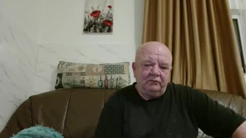 fullballs6 online show from March 24, 3:01 am