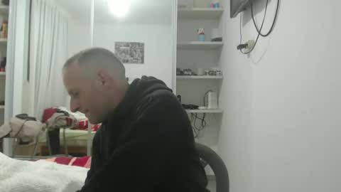 g103031910303 online show from February 18, 11:02 pm