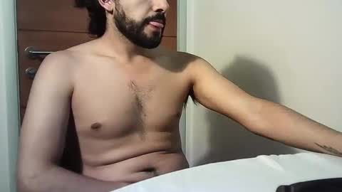 Snapshot of gabriel1839 chatting on January 26, 5:34 am javier online show from January 26, 5:34 am