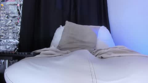 Snapshot of gadiel_edric chatting on September 24, 2:00 am Gadiel online show from September 24, 2:00 am