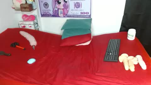 gael hot online show from November 28, 8:38 am