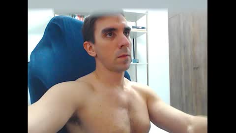 gatosarado23 online show from December 1, 4:15 am