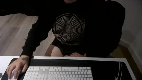 gaycut9093 online show from February 24, 7:58 pm