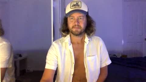 gcsurfer81 online show from March 23, 8:20 am