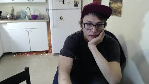 Snapshot of gdanch chatting on January 2, 10:55 pm G online show from January 2, 10:55 pm