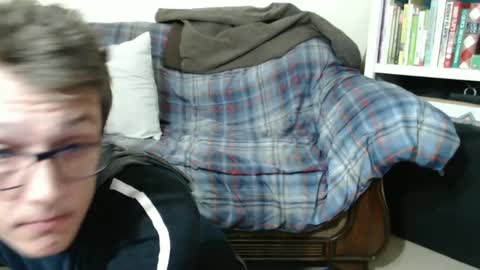 Snapshot of gdanch chatting on February 13, 11:50 am G online show from February 13, 11:50 am