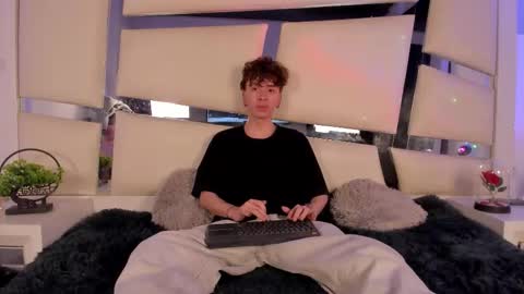 Genesis online show from January 9, 4:51 am