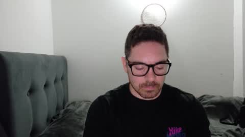 genesis_wb online show from February 5, 2:07 am