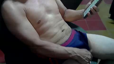 Genuino online show from May 28, 11:25 pm