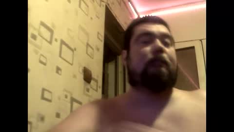 Snapshot of george84xxx chatting on September 9, 9:35 pm GeOOXXX online show from September 9, 9:35 pm