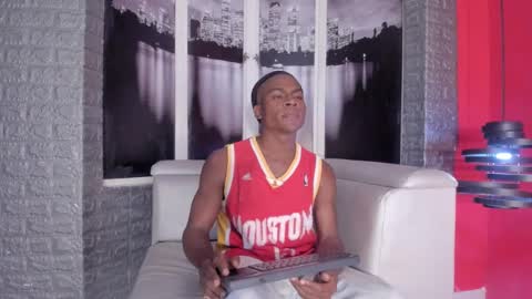 G E O R G E online show from October 7, 3:10 am