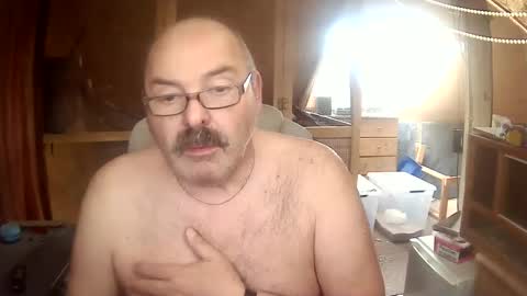 germany_50 online show from April 9, 3:18 pm