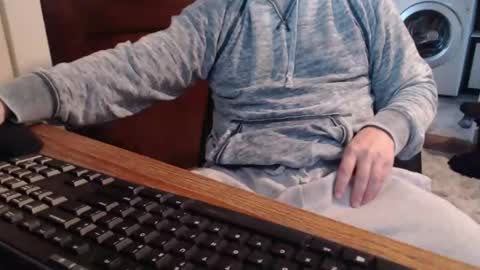 gethoggy online show from April 5, 1:18 pm