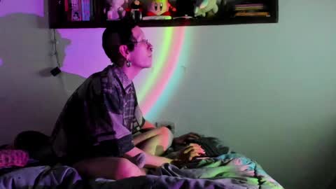 Ghost Bussy online show from June 4, 1:33 am