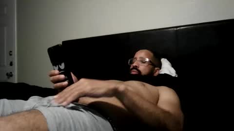 gilberfri online show from June 7, 2:40 am