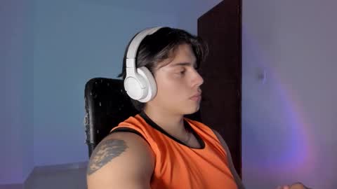 GioRusso online show from November 20, 11:47 pm