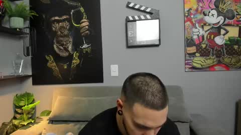 Snapshot of giorgio_leone2 chatting on February 17, 7:53 pm Giorgio leone online show from February 17, 7:53 pm