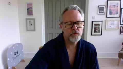 girlsandbikes online show from March 19, 9:34 am