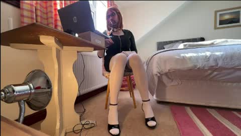 girlyfetish online show from March 30, 3:57 pm