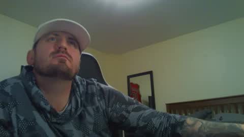 Snapshot of girthylax51 chatting on January 1, 11:07 pm BIG K online show from January 1, 11:07 pm