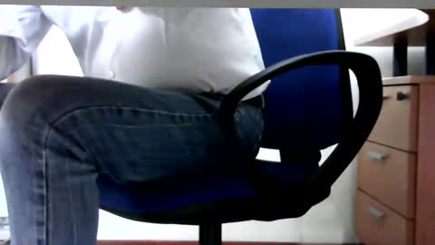 Snapshot of gitano691 chatting on February 3, 8:35 am gitano691 online show from February 3, 8:35 am