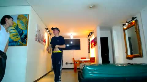 THOMAS AND DAMIAND online show from May 26, 1:29 pm