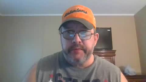 IDKIDCIDGAF online show from February 3, 8:25 pm