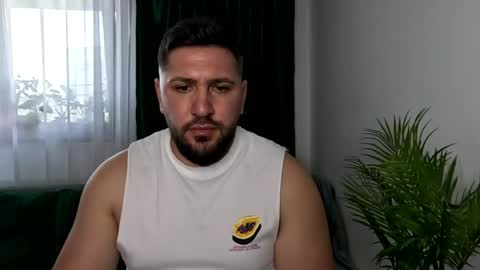 gold_alpha_boy online show from May 11, 2:56 pm