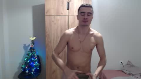 goodgg229975 online show from January 10, 8:22 pm