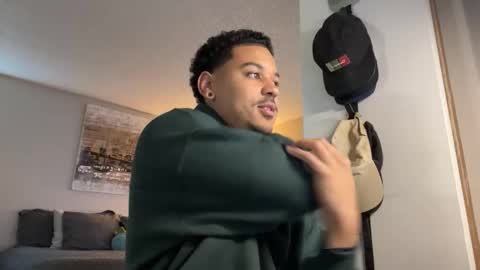 Goodjob Jay online show from October 14, 4:14 pm