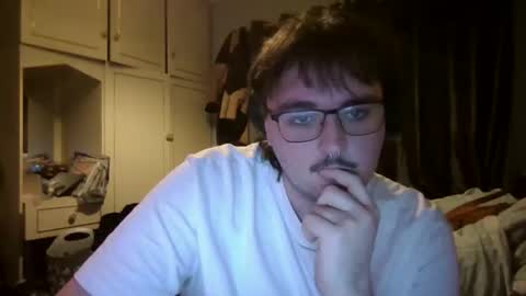 Piggie online show from November 1, 5:50 pm