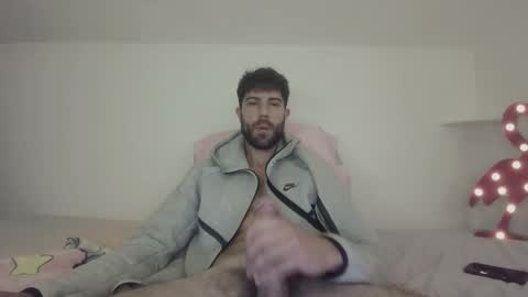 gottalovelatinas online show from May 16, 10:12 am