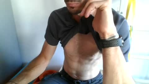 grandbi online show from June 18, 1:49 pm