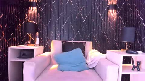 GregorySforza online show from September 17, 1:45 pm