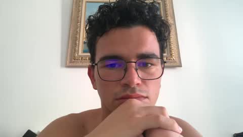 Aurlien online show from June 26, 7:55 am