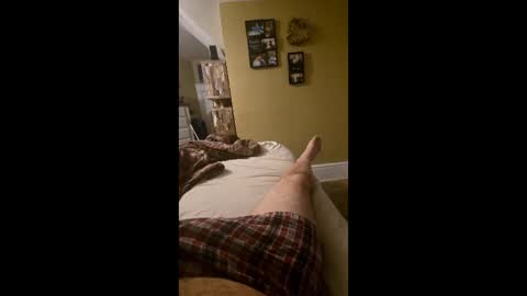 grizzely1975 online show from March 5, 5:07 am