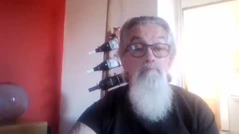 Snapshot of grybear60 chatting on December 29, 1:38 pm Grybear online show from December 29, 1:38 pm