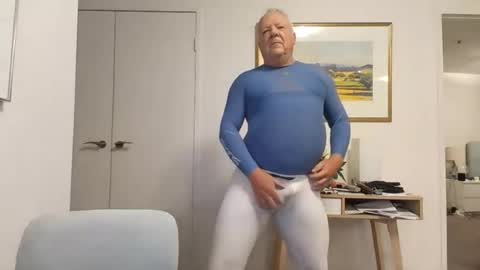 gstring_aussie_phil online show from June 2, 8:15 am