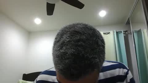 h0nest84 online show from December 13, 7:48 am