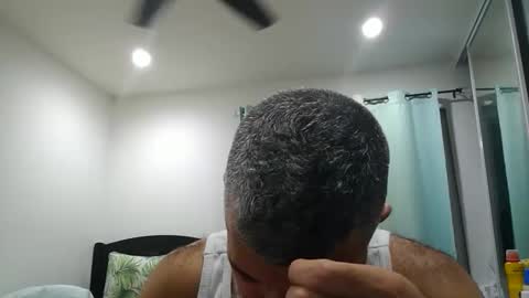 h0nest84 online show from September 23, 6:02 am