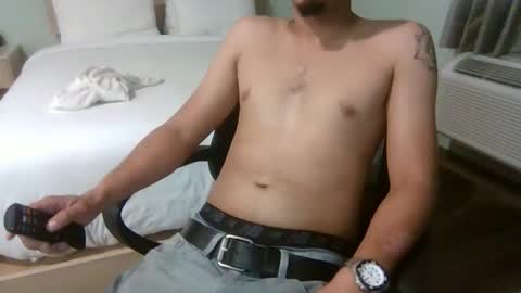 hablale01 online show from May 10, 11:28 pm